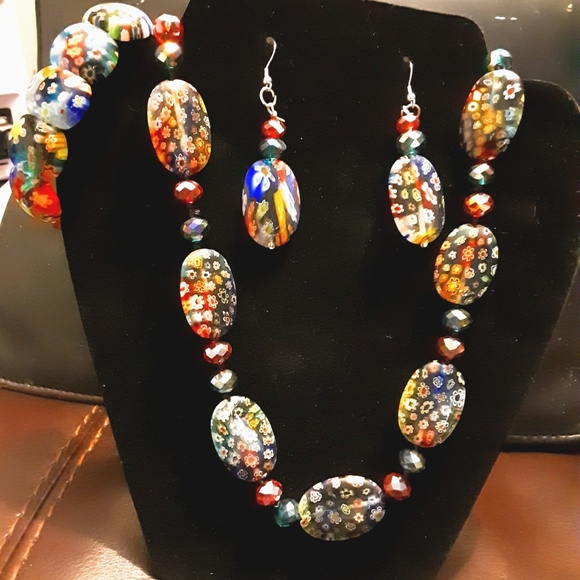 Indionsia Necklace bracelet n earrings set - Picture 2 of 2